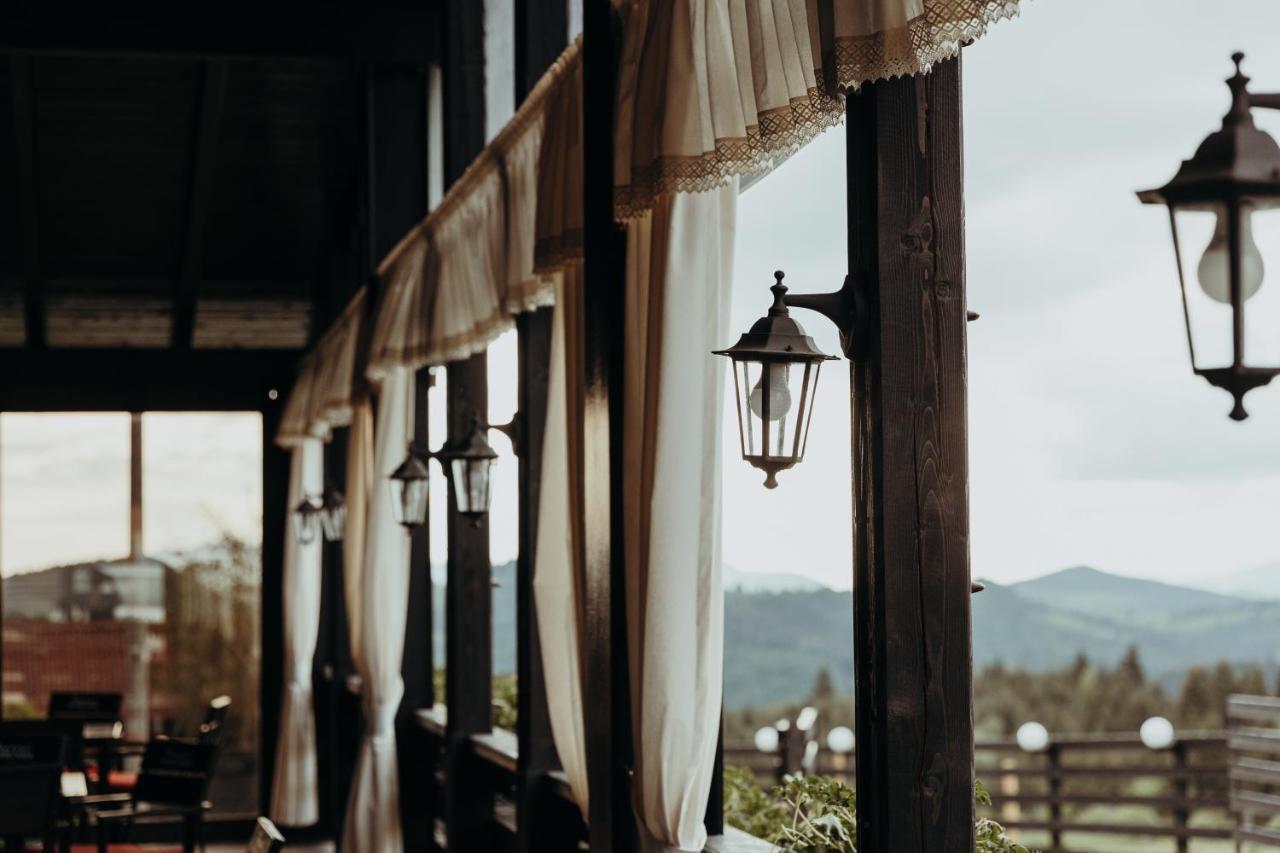 Popasul Transilvania ピアトラ・フントゥネレ エクステリア 写真