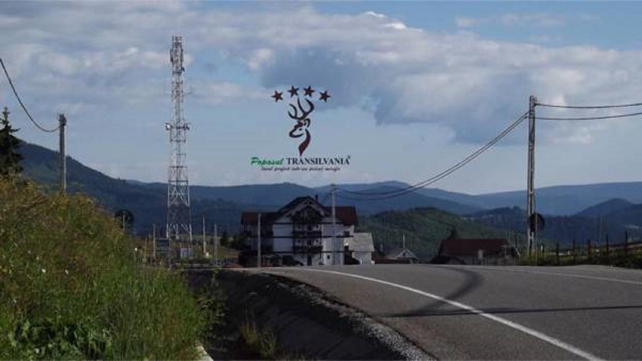 Popasul Transilvania ピアトラ・フントゥネレ エクステリア 写真